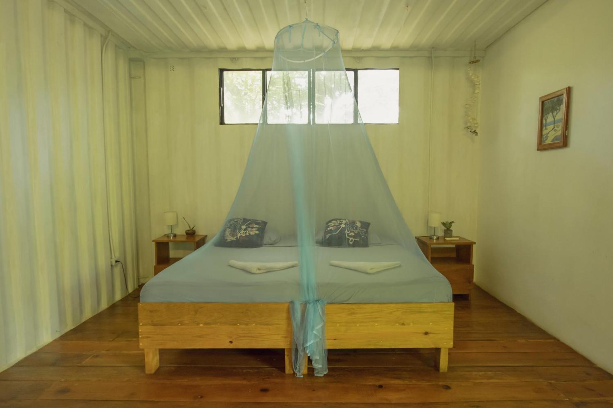 Mola Mola Surf Popoyo Bed & Breakfast Exterior photo