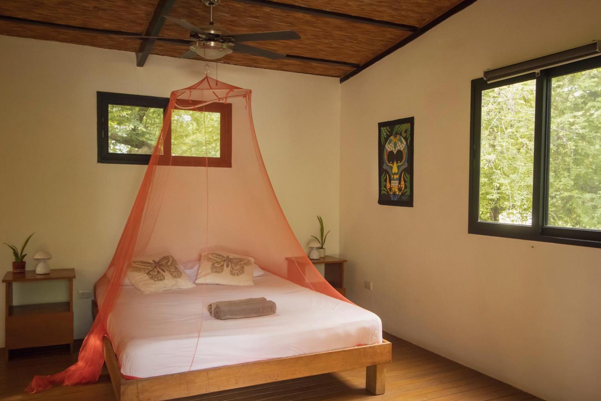 Mola Mola Surf Popoyo Bed & Breakfast Exterior photo