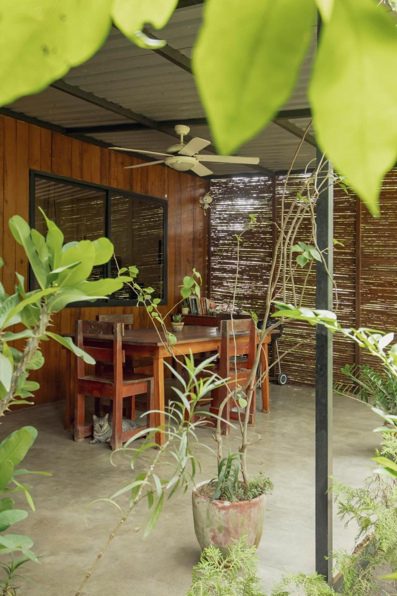 Mola Mola Surf Popoyo Bed & Breakfast Exterior photo