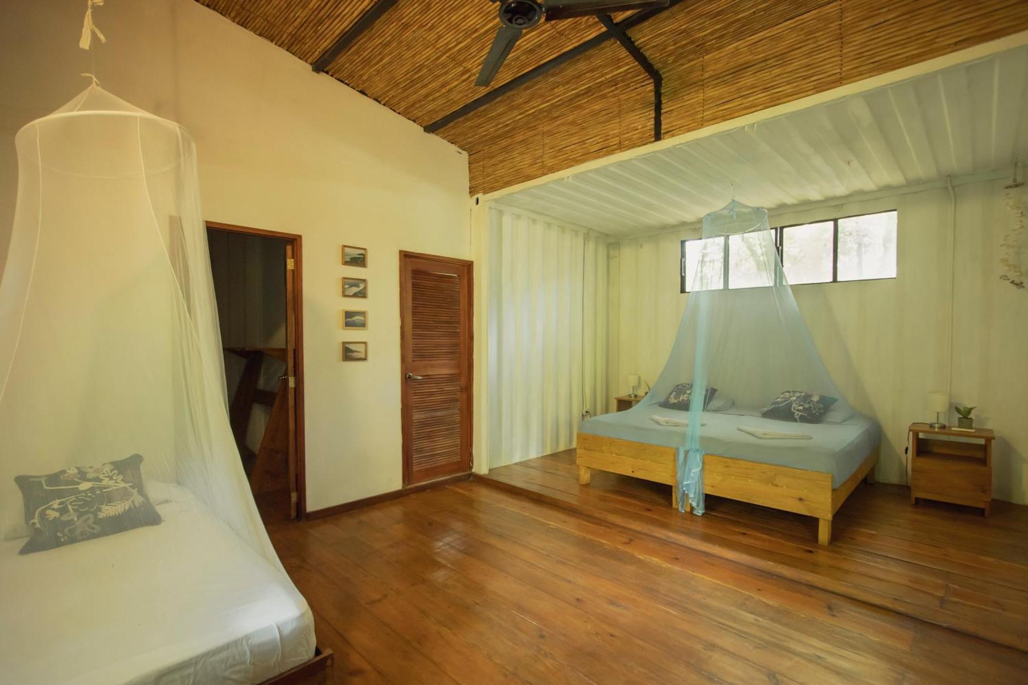 Mola Mola Surf Popoyo Bed & Breakfast Exterior photo
