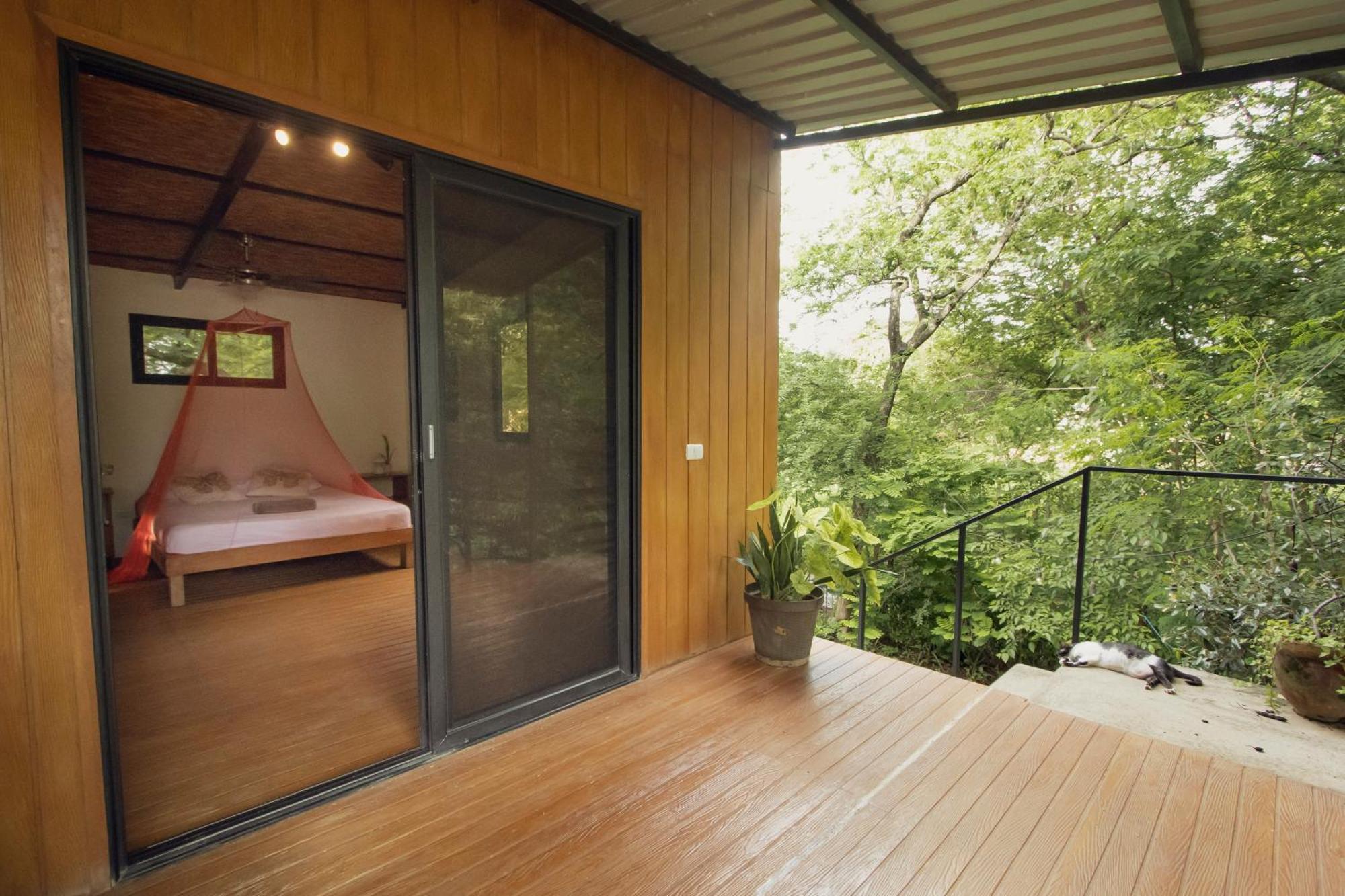 Mola Mola Surf Popoyo Bed & Breakfast Exterior photo