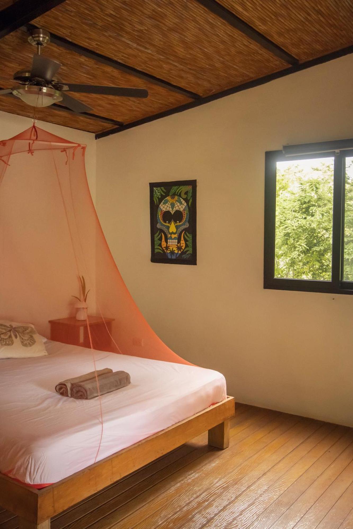 Mola Mola Surf Popoyo Bed & Breakfast Exterior photo